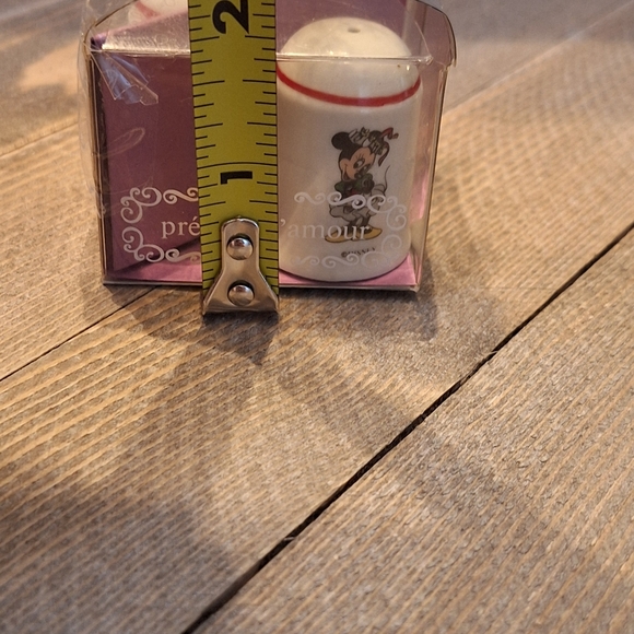 Disney Reutter Porcelain Miniature Mickey and Minnie Mouse Salt Pepper Shakers - Picture 3 of 6